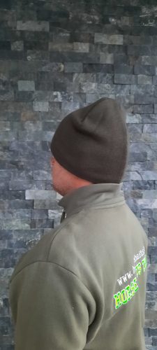 Bélelt kötött vastag zöld sapka
