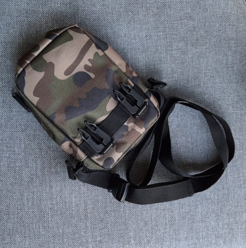 Hímzett terepmintás/camo válltáska